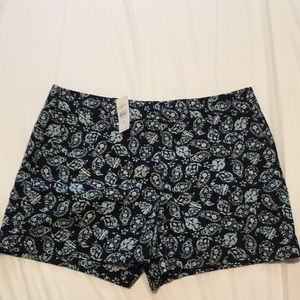 Ann Taylor Loft Chino Shorts Size 8